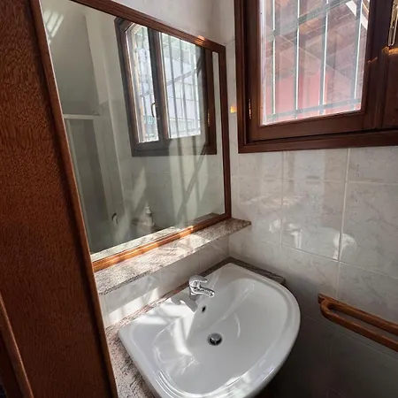Cozy House Apartment San Salvatore (Genoa)
